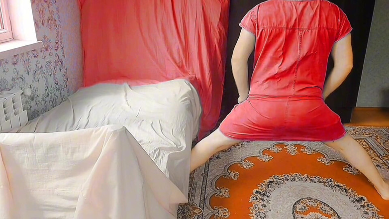 Kitty_Cross: Party mini abito sissy corpo bianco culo grosso culo grosso...