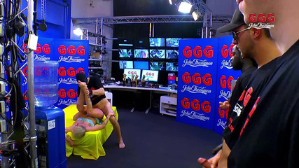 Casting GIRLS AND FIRST PORNO: Ggg John Thompson-vahşi sarışın binmeyi ve ırklararası yarak emmeyi seviyor grup...