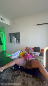 Granny Cleopatra Backs That Thang up