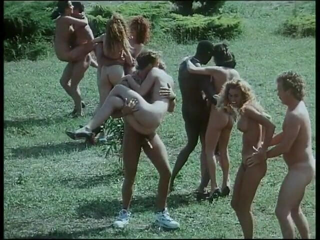Rocco Siffredi and Friends: Grande orgia con Rocco Siffredi..