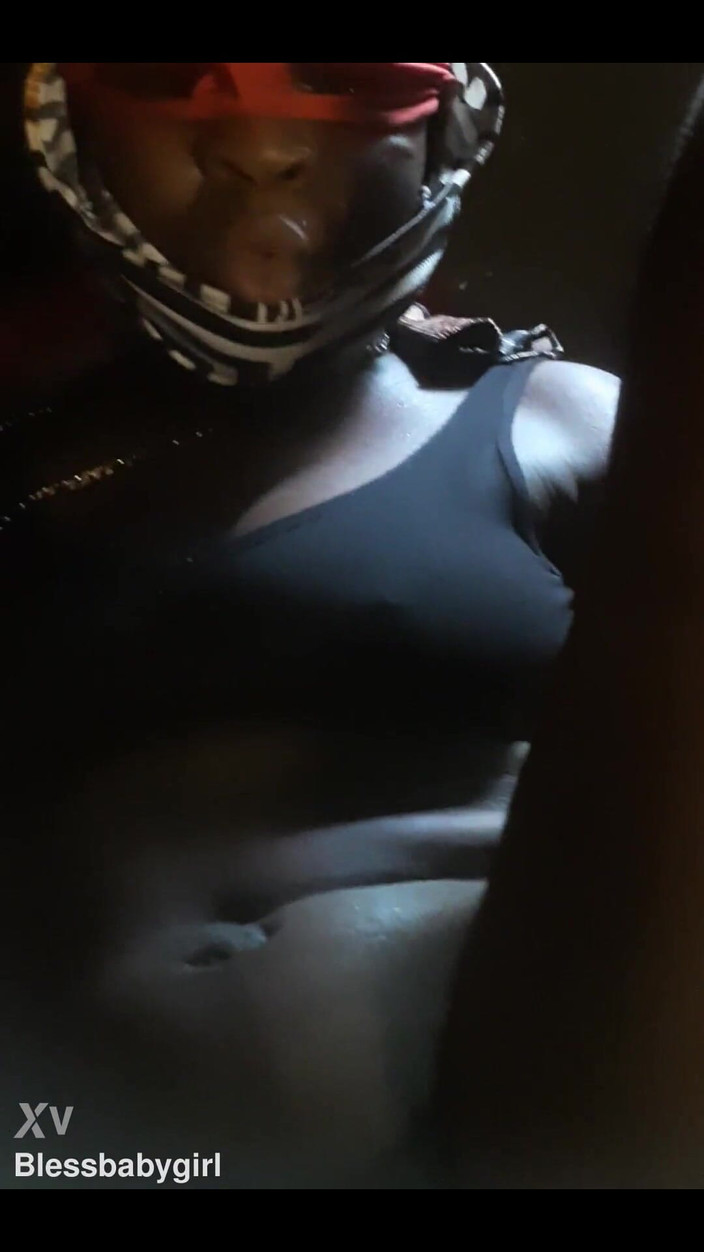 Blessbabygirl: 私の強烈なお尻とジューシーなマンコ