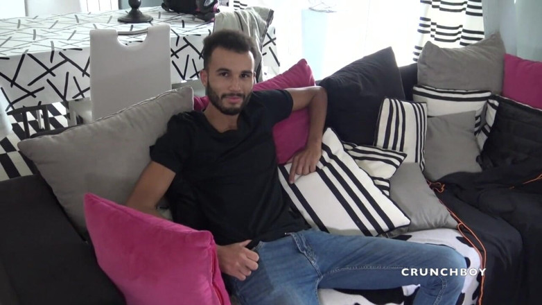 Straight boys but needing sex: Romantik used raw by the straigth boy Vlad Castle