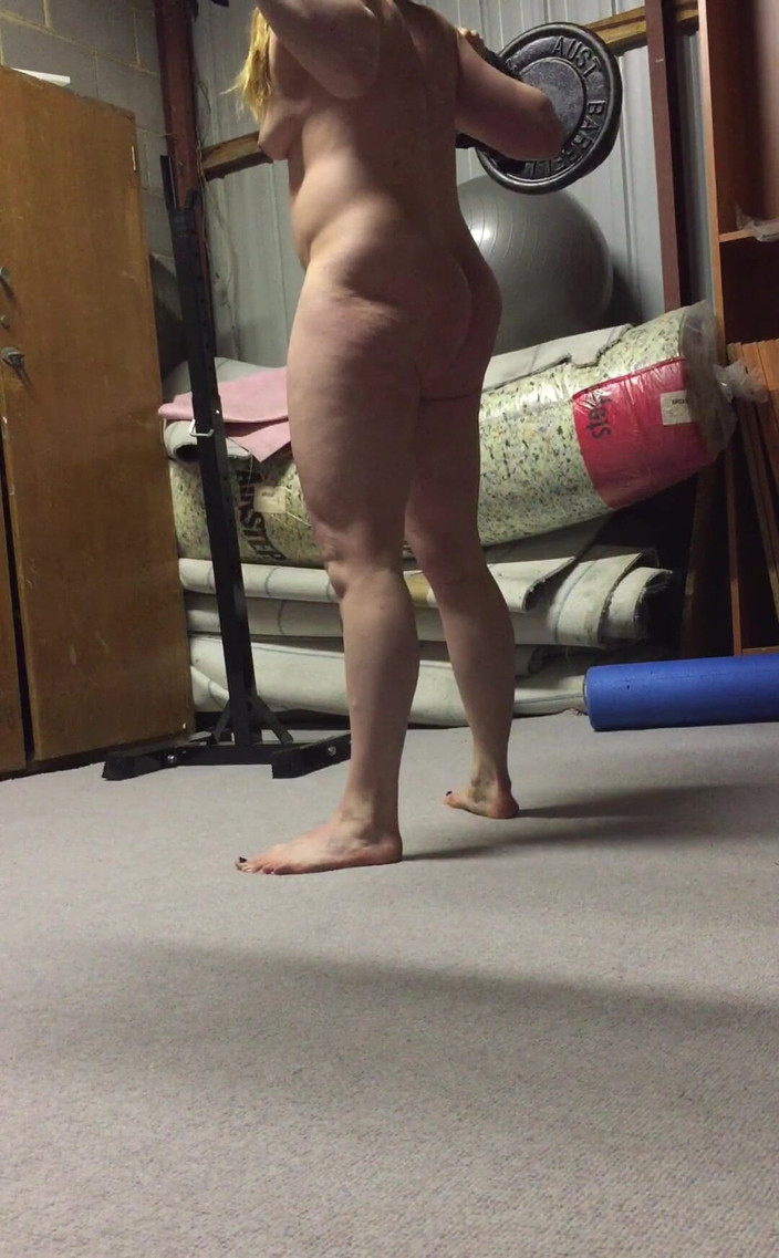 Michellexm: 伸展裸体