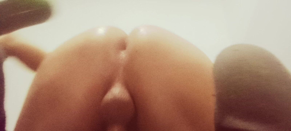 Zwiml_oficaill: Voglio avere il mio latte, Ahh, voglio allargare il culo