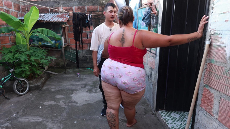 Lexly_16: Madrastra Caliente Folla En Casa Cuando Su Esposo No Esta...