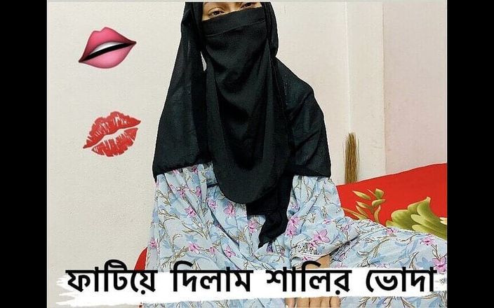 Kaleonjoybd: Pareja adolescente caliente teniendo sexo romántico en su habitación de...