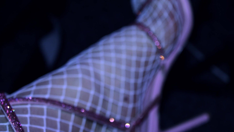 SupremeCharacter26: Geiler april in strümpfen und High Heels