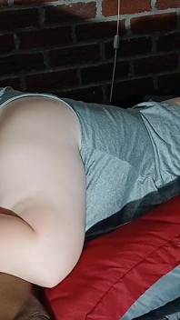Gozada na garganta depois de foder esse boquete anal