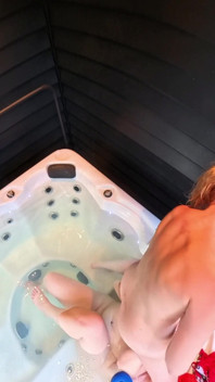 Festa Na Piscina Escalada Com Duas Cheias De Tesão!