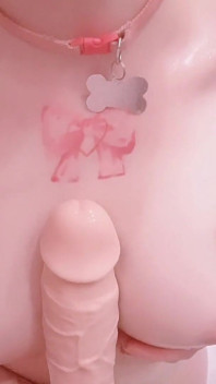 Meine teen stiefschwester masturbiert in der dusche, ich muss ihr helfen