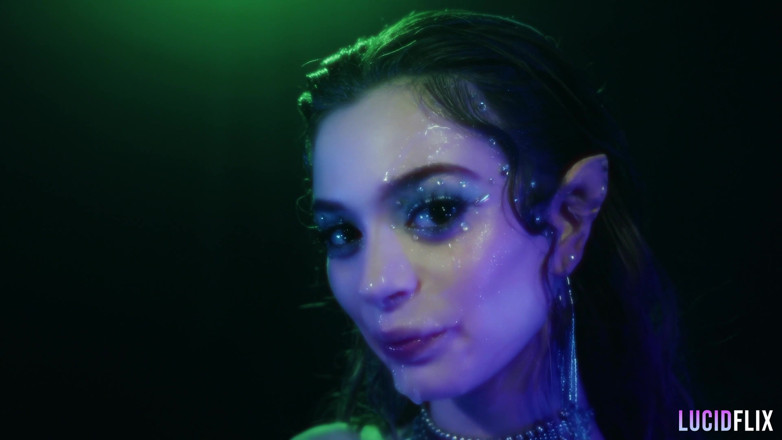 Lucid Flix: Lucidflix Luminati med Molly Little
