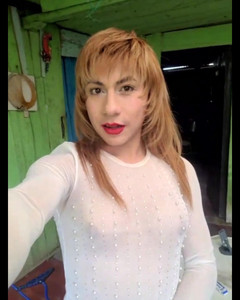 Evehamphy: Attenzione sotto la gonna