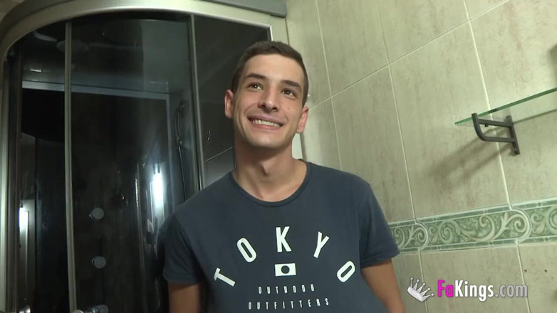 FAKings: Pranking a rookie babe: She tought she would fuck a...