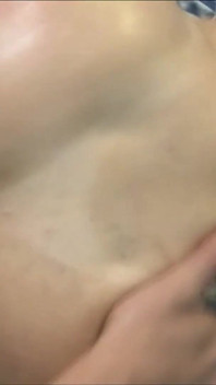 Der Cuckold Ist Zur Arbeit Gegangen Und Der Nachbar Hat Seine Frau Aus Der Perspektive Gefickt