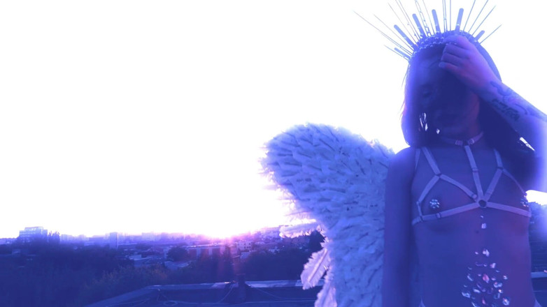Pink Lights Entertainment: Iubita ta Pearl Angel 2