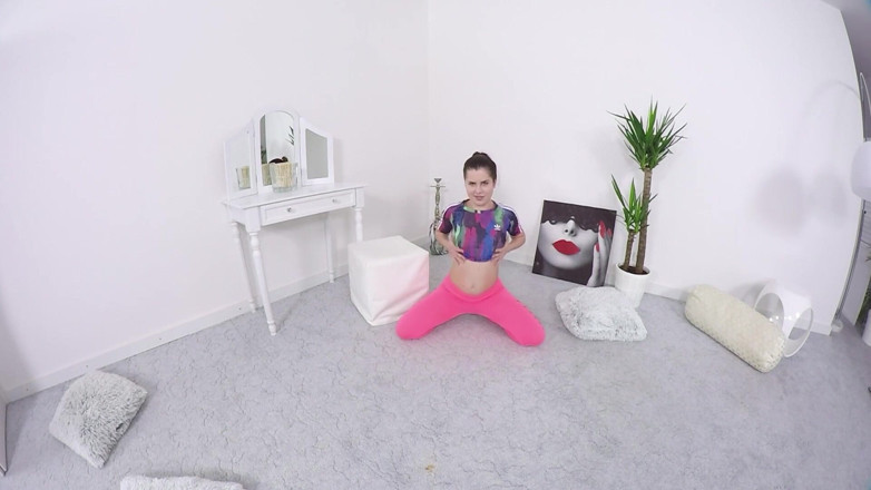 PornX: Teen gymnast stretching
