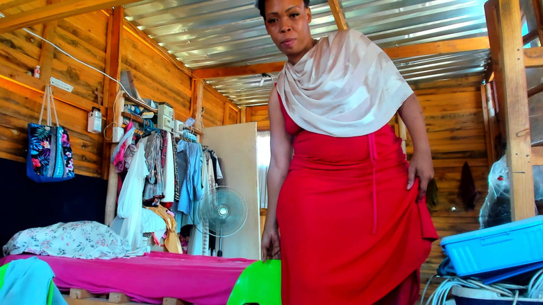 AnalEbony: No More Volná kundička, Výuka Jak utáhnout kundičku