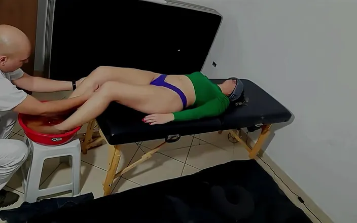 Gabi SweetCouplesStories: Foot Bath and Massage. He Sucked Her Feet and Came...