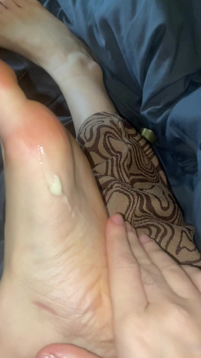 Feety Sweetyy: Nohy krémování