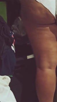 Une GROSSE BBW mexicaine nettoie la chambre