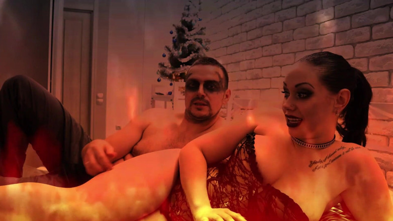 Goddess Misha Goldy: Dieu ne t’aime pas ! Ne fêtez pas Noël !