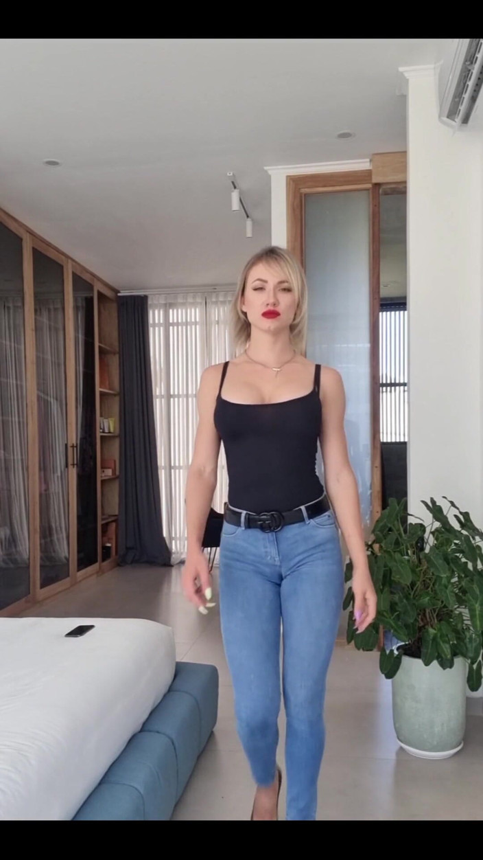 Angel The Dreamgirl: Mereka Adalah Seluar Jeans Yang Hebat
