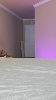 चोदने लायक मम्मी camgirl jess ryan कस्टम वीडियो क्या मेरे पास सपाट गांड है?
