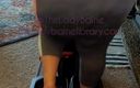 Lady Baine Presents: Ssbbw elliptische training in strakke legging