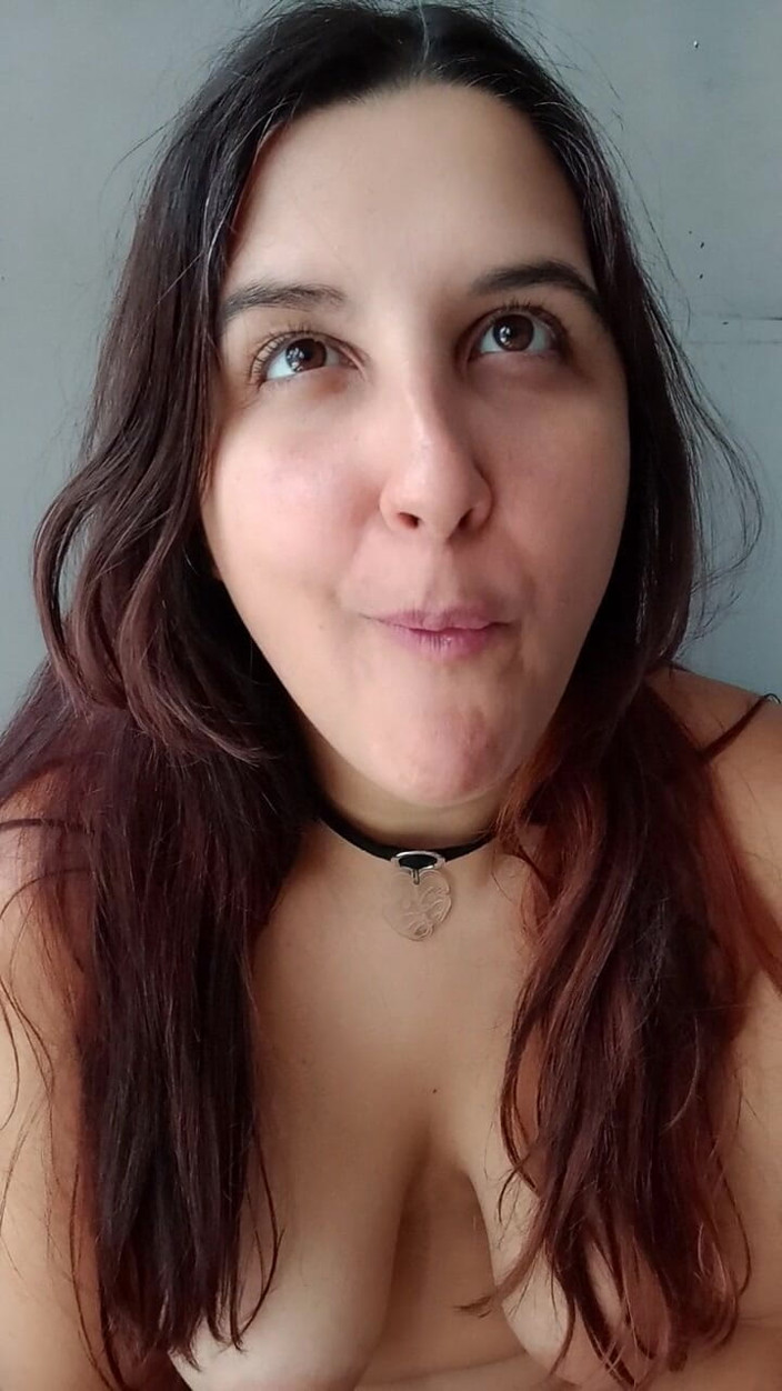 melu_world: Doing Big Gum Bubbles Naked for My Stepdaddy - Bunny Looner