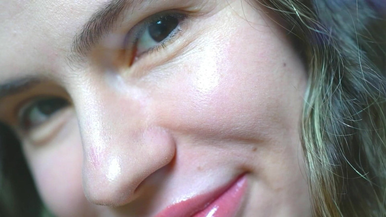 Rarible Diamond: Soczysty pocałunek nago