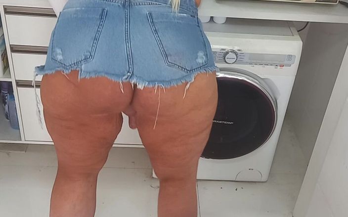Sexy ass CDzinhafx: Il mio culo sexy in minigonna!
