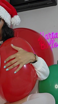 Marianna Asmr Saltando Balões