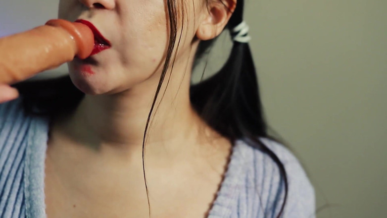 PaXionfruit: Suck and lick my lovely dildo