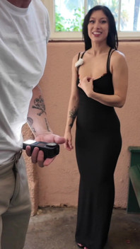 Bts Public Affair Vol.2 Piccola Latina Alexa Chains Sborrata Esclusiva Beverly Hills Alla Fermata Dell'autobus
