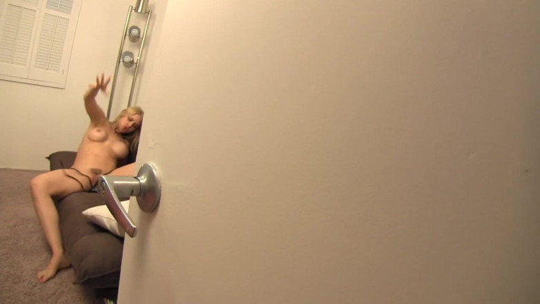 Eros POV - Liberated Eye: shaandaar sunahre baalon vaali beb sarah vandella apne sautele bete...