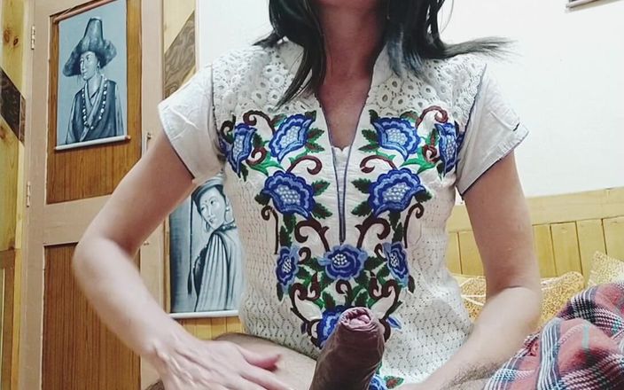 Bolly Karma: Elle est une machine à faire l’amour