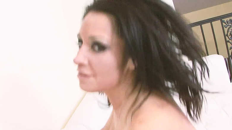 Bananas with Melons: Milfs Cuckold Scene-4_busty suri rumah matang menikmati zakar hitam apabila...