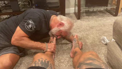 MasculineJason - Jason Collins: Foot slave worshiping my feet!