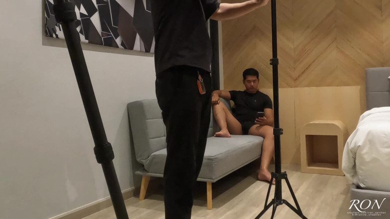 Apichat Booncharoen: Solo-volledige Bts