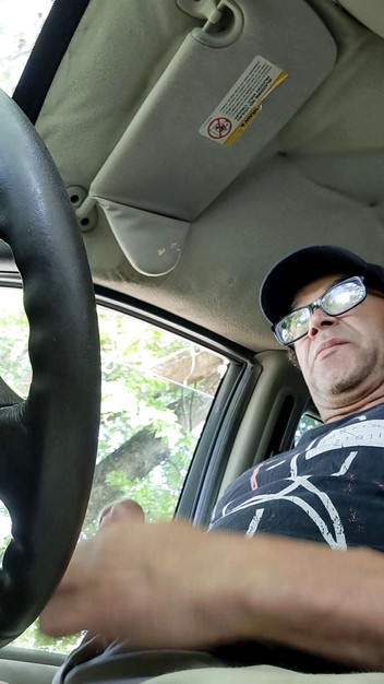 Hlywdjay: घर का बना दोपहर के रास्ते में