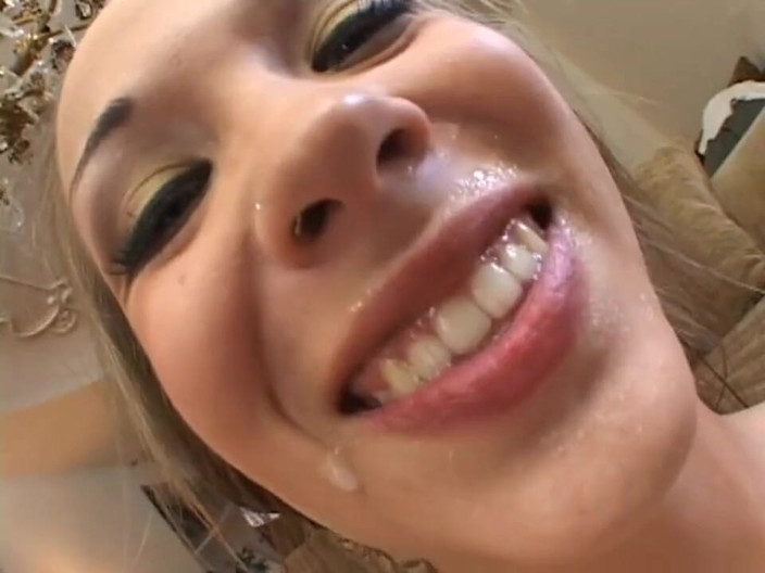 Double Penetration Party: Hard double penetration for a sexy blonde girl