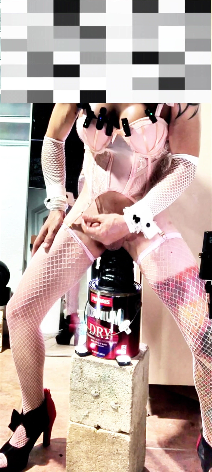 Benito414: Shemale dễ thương rất đẹp đồ chơi mới để chơi đồ lót gợi cảm...