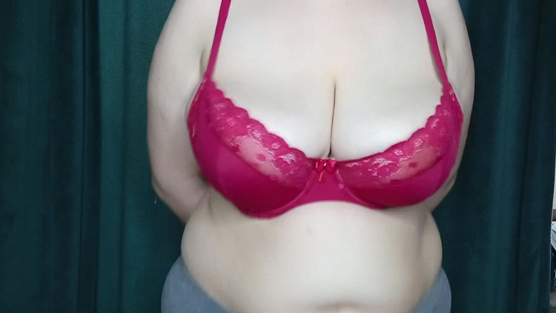 Lena Rose: Chceš si koupit moje podprsenky?