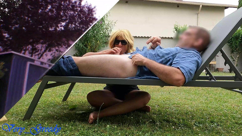 Les Gourmands: Krásná blonďatá MILF se slunečními brýlemi honí svého manžela na...