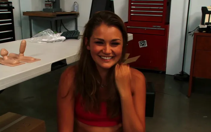FapFlare: Allie Haze Gets Fucked After Riding the Sybian and Creampied...