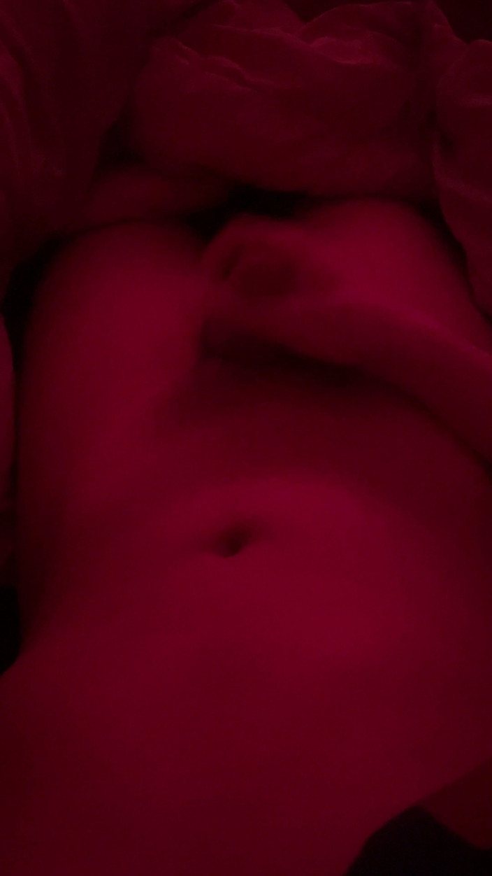 Ashafkayden: Erstes Video, in Meinem Bett