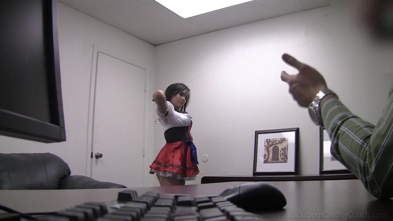 Backroom Casting Couch: Leslie