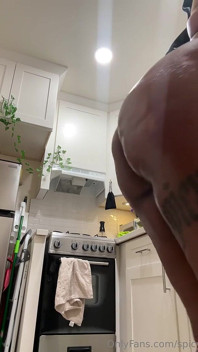 Slutty Black Chick Dancing Naked While Eating Farmer Boys