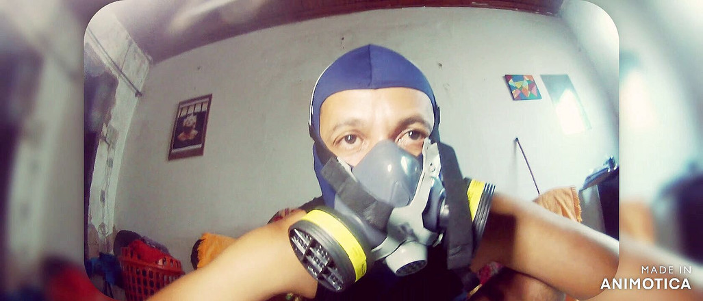 Stink HairyMale: Balaclava, ủng và mùi nam