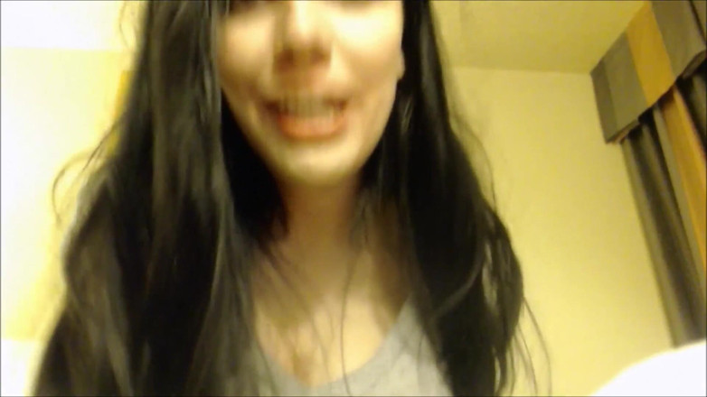 Lovely Lilith: Vamos a reventar mis botones
